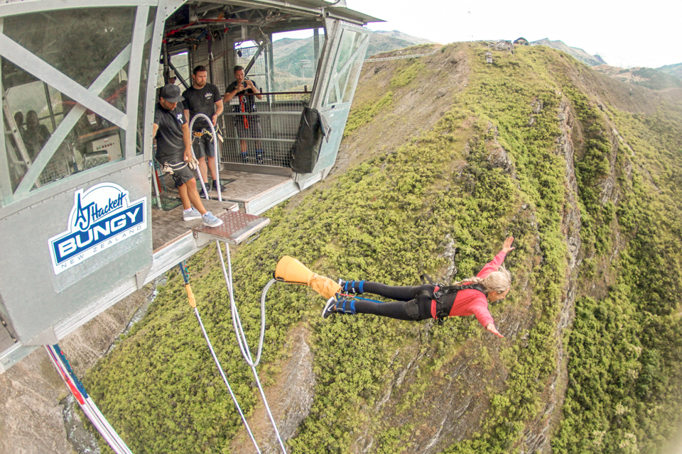 spellbound travels nevis bungee jump new zealand 