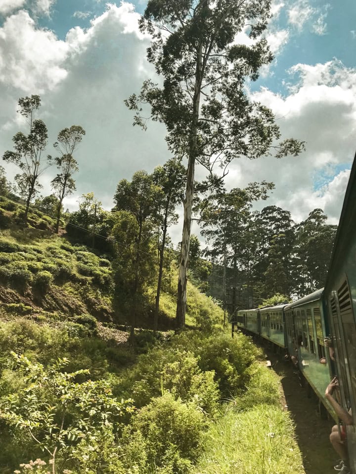 spellbound travels famous train ride sri lanka